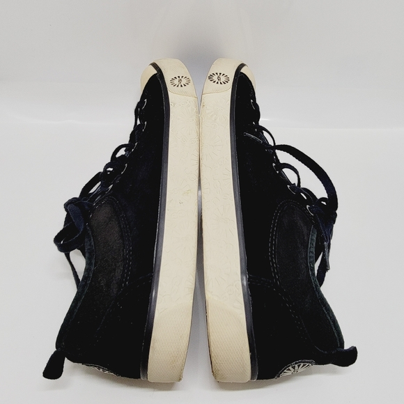 UGG Australia Logo Black Suede Leather 1888  Sheepskin Lined Sneakers Shoes Sz 9 - Picture 7 of 12